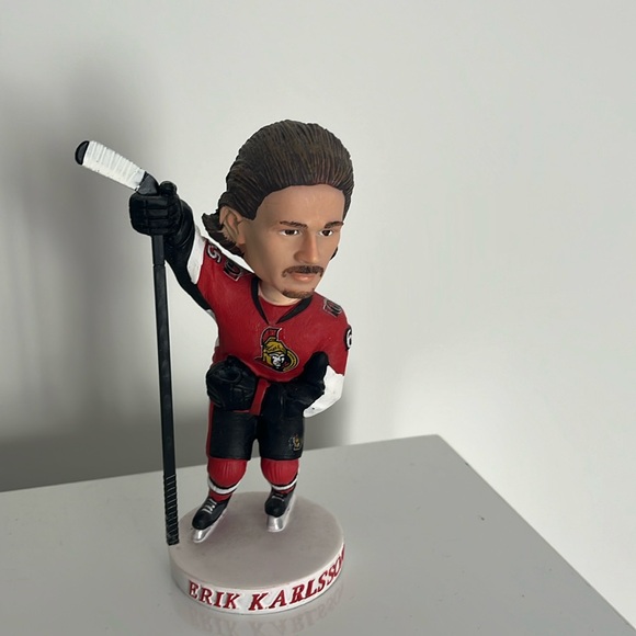 Erik Karlsson Ottawa Senators Bobblehead - Picture 1 of 3